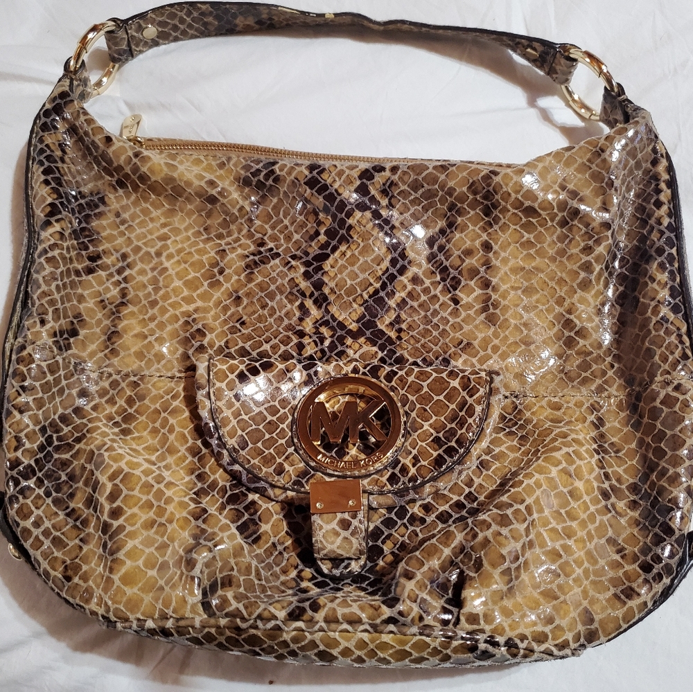 Michael Khors hobo bag